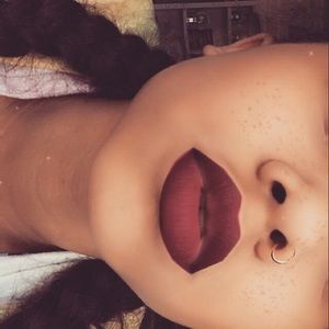 Meet your Posher, Samara